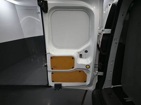 Used 2020 Ford Transit Connect XL image 36