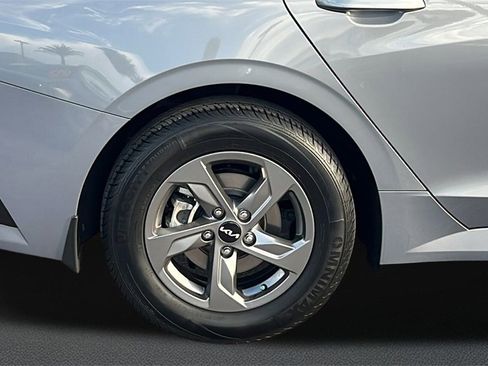 Certified 2024 Kia K5 LXS image 5
