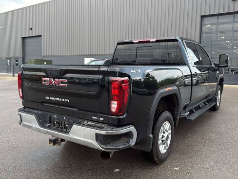 Used 2024 GMC Sierra 2500 SLE w/ SLE Value Package AWD/4WD image 3
