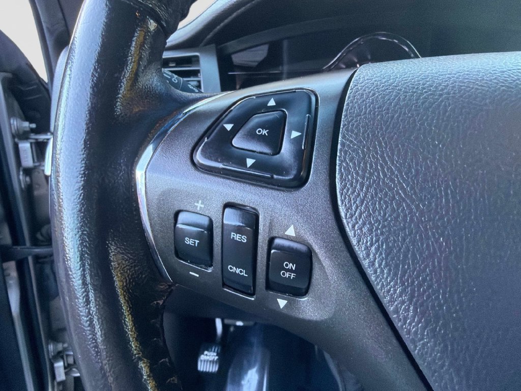 Used 2014 Lincoln MKS w/ Equipment Group 101A FWD image 30