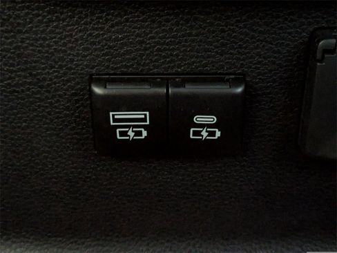 Used 2024 Toyota Sequoia Platinum image 20