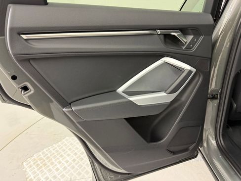 Used 2025 Audi Q3 2.0T Premium w/ Convenience Package image 27