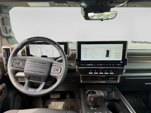 New 2025 GMC Hummer EV 2X w/ LPO, Dark Essentials Package AWD/4WD image 18