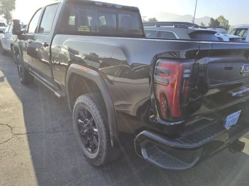 Used 2024 GMC Sierra 2500 AT4 w/ AT4 Premium Plus Package image 8