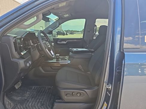 Used 2026 GMC Sierra 1500 Elevation AWD/4WD image 9