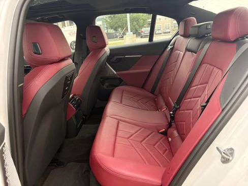 Used 2024 BMW 530i w/ Premium Package RWD image 27