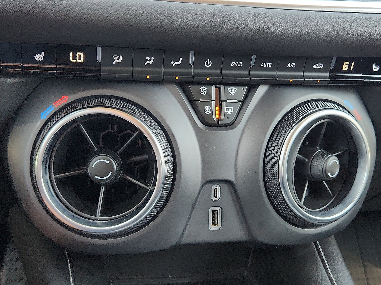 Used 2024 Chevrolet Blazer LT w/ LPO, Floor Liner Package FWD image 21