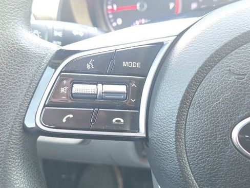 Used 2021 Kia Forte LXS FWD image 33