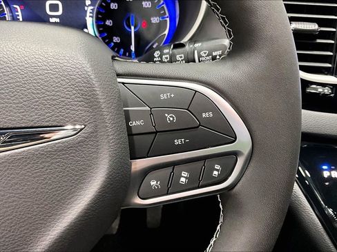 New 2026 Chrysler Voyager LX image 14