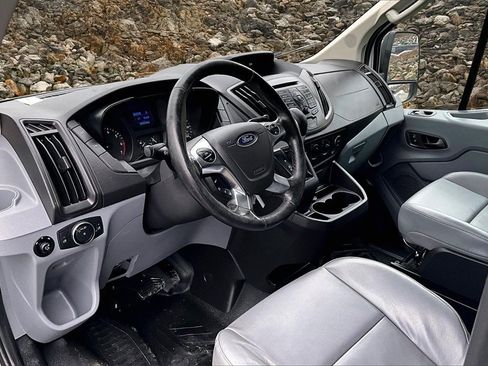 Used 2016 Ford Transit 250 130 Low Roof image 11