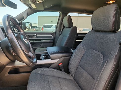 Used 2021 RAM 1500 Big Horn AWD/4WD image 12