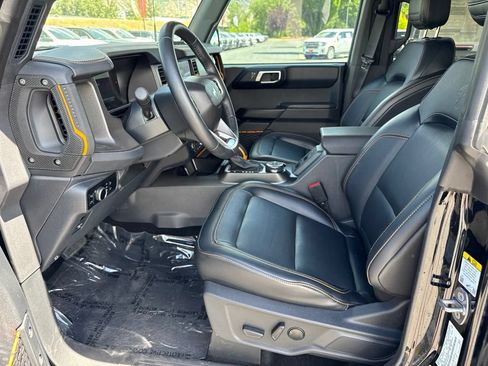 Used 2024 Ford Bronco Badlands AWD/4WD image 22