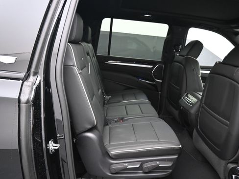 New 2026 Cadillac Escalade ESV Sport w/ Touring Package image 12