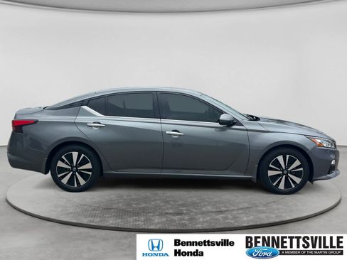 Used 2019 Nissan Altima 2.5 SV FWD image 4