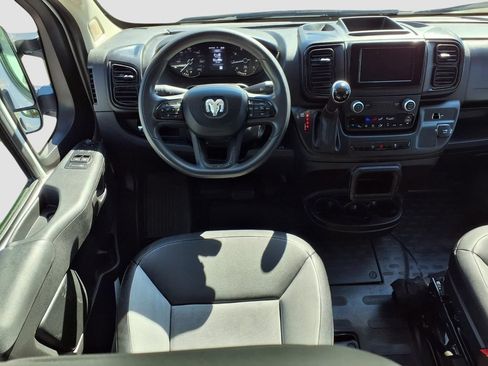 Used 2025 RAM ProMaster 3500 w/ Convenience Group FWD image 9
