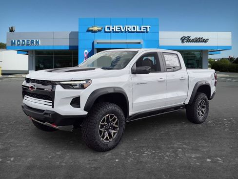 New 2026 Chevrolet Colorado ZR2 w/ Technology Package AWD/4WD image 1