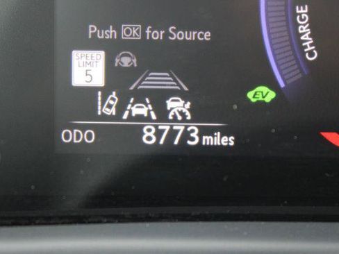 Certified 2025 Lexus UX 300h FWD image 15