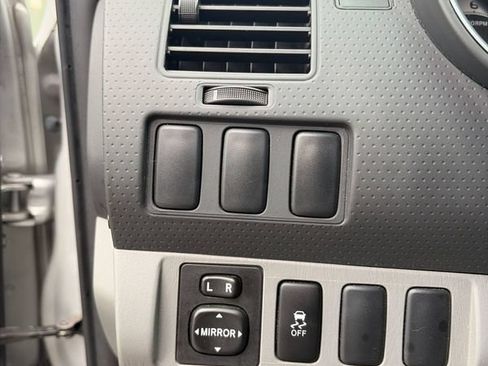 Used 2012 Toyota Tacoma 2WD Access Cab w/ SR5 Pkg image 26