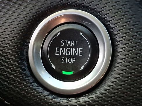 Used 2025 Chevrolet Equinox LT w/ Convenience Package II image 24