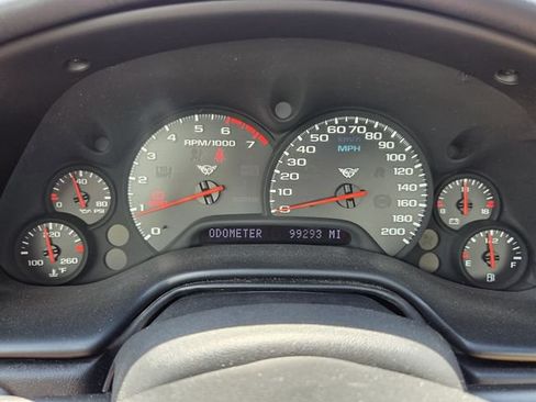 Used 2001 Chevrolet Corvette Coupe w/ Preferred Equipment Group2 RWD image 29