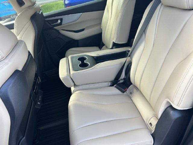 Certified 2025 Acura MDX FWD image 33