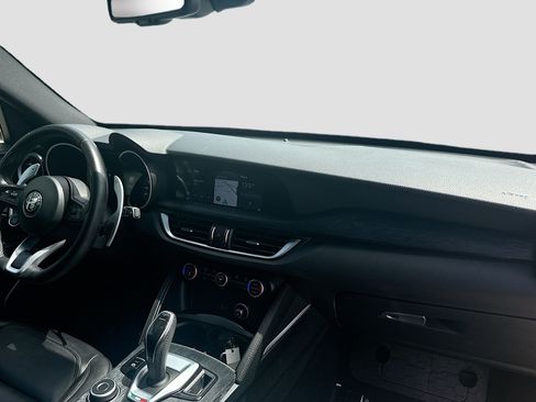 Used 2023 Alfa Romeo Stelvio Sprint RWD image 30