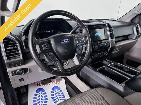 Used 2017 Ford F150 XLT w/ Equipment Group 302A Luxury AWD/4WD image 9