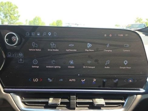 Used 2025 Chevrolet Equinox EV LT w/ Convenience Package FWD image 19