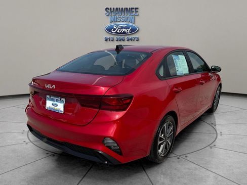 Used 2023 Kia Forte LXS image 5