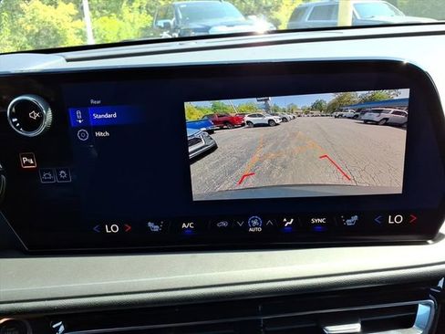 New 2026 Chevrolet Traverse LT image 34