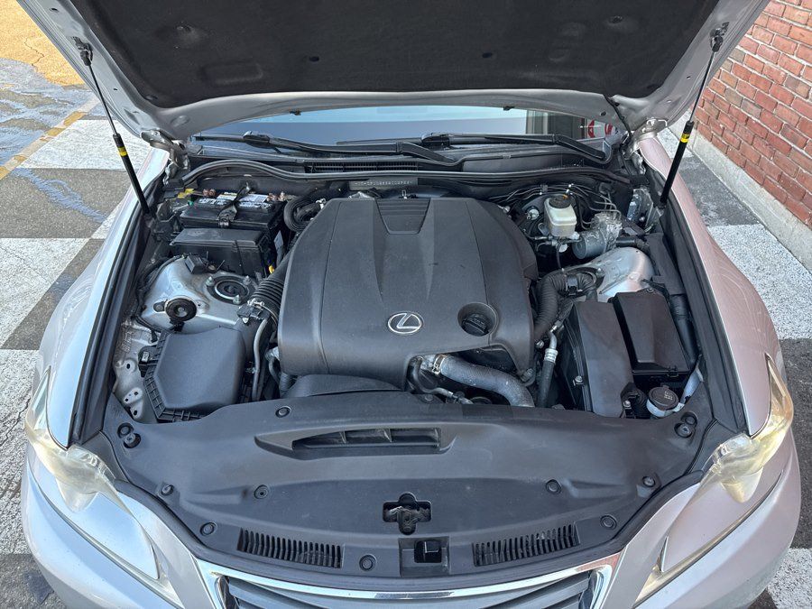 Used 2014 Lexus IS 250 AWD w/ Premium Package image 34