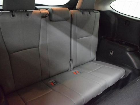 Certified 2023 Toyota Highlander XLE image 13
