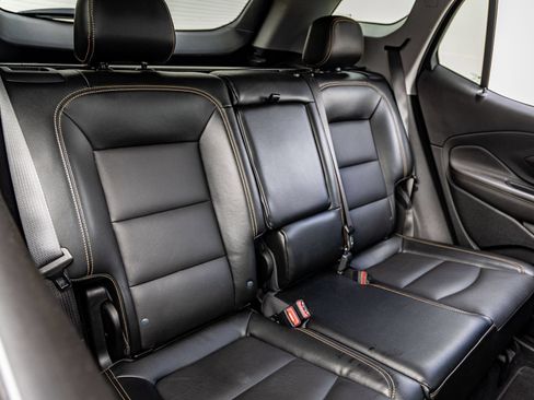 Used 2021 GMC Terrain SLT AWD/4WD image 28