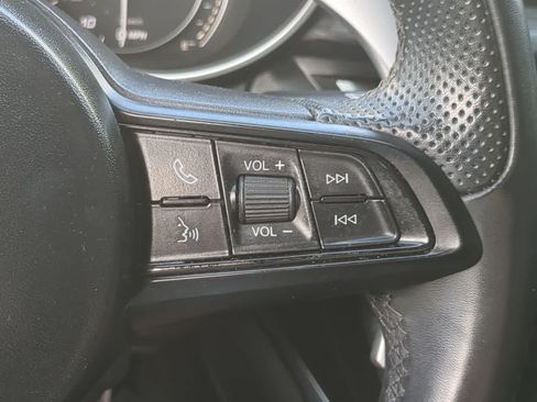 Used 2022 Alfa Romeo Stelvio Sprint AWD/4WD image 24