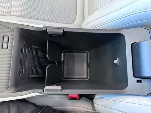 New 2026 Jeep Cherokee Limited image 30