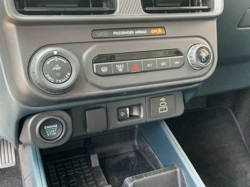 Used 2025 Ford Maverick Lariat AWD/4WD image 17