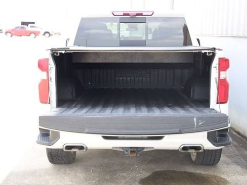 Certified 2023 Chevrolet Silverado 1500 High Country w/ High Country Premium Package AWD/4WD image 8