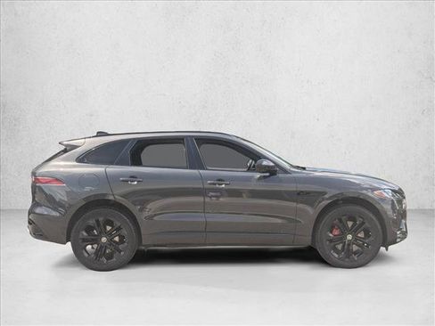 Used 2026 Jaguar F-PACE R-Dynamic S image 4