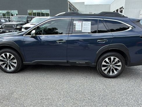 Used 2023 Subaru Outback Touring XT AWD/4WD image 11