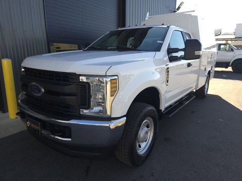 Used 2018 Ford F350 XL w/ Power Equipment Group image 2