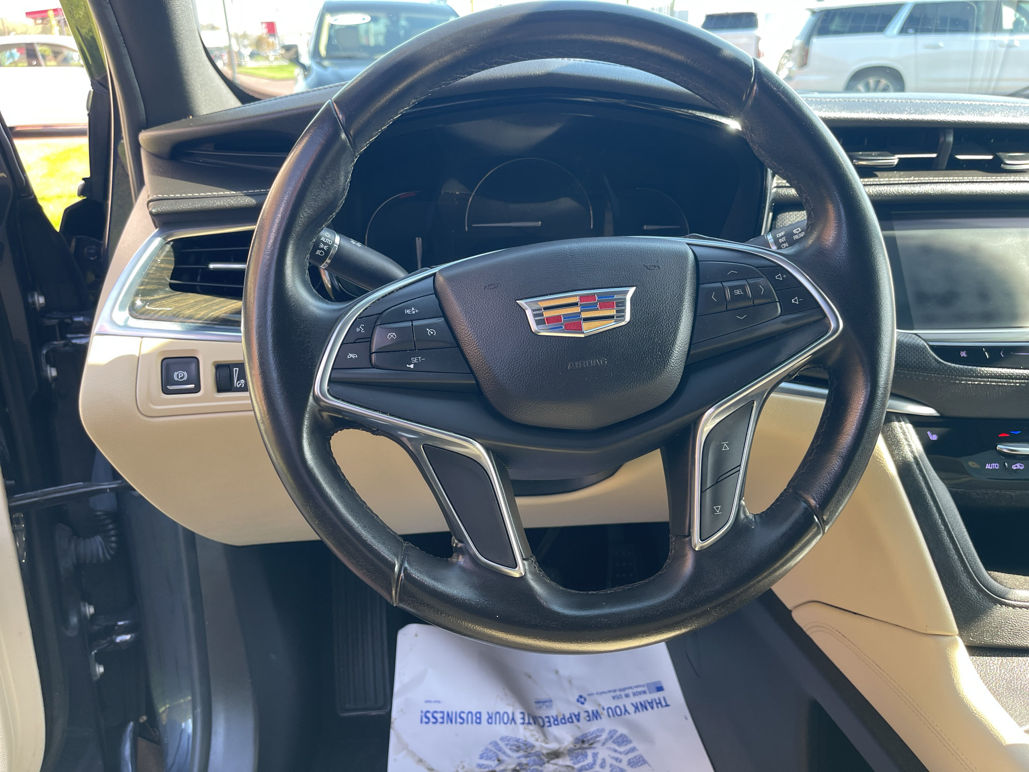 Used 2018 Cadillac XT5 AWD image 17