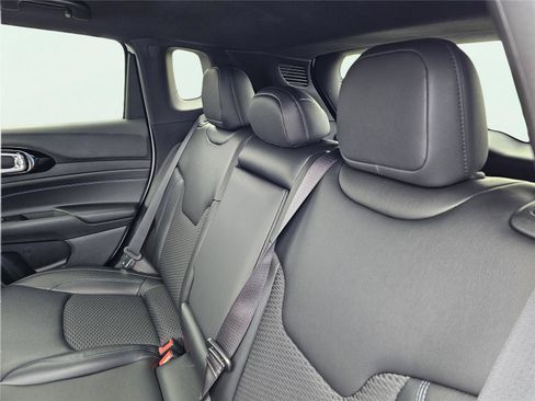 New 2026 Jeep Compass Latitude AWD/4WD image 31