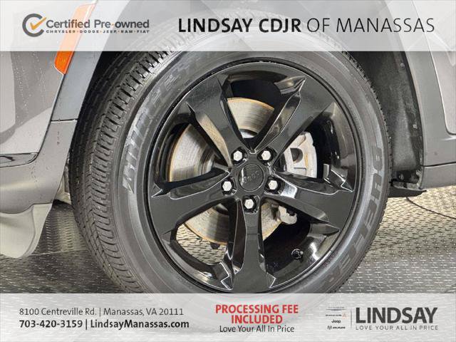 Certified 2025 Jeep Grand Cherokee L Altitude AWD/4WD image 11