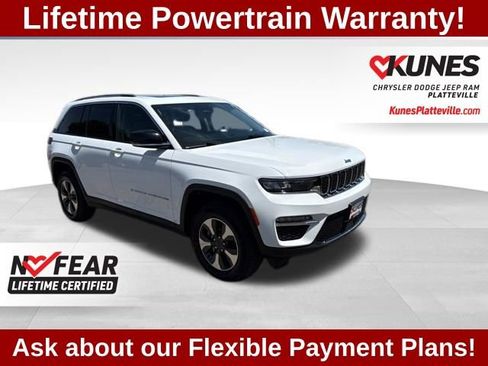 Used 2023 Jeep Grand Cherokee 4WD 4xe image 3