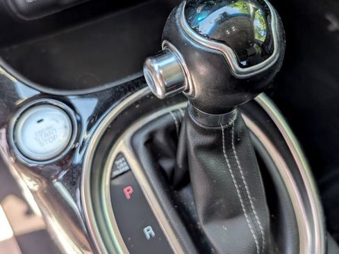 Used 2018 Kia Soul + w/ + Primo LIT Package FWD image 14