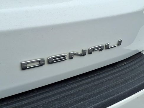 Used 2023 GMC Yukon Denali AWD/4WD image 27