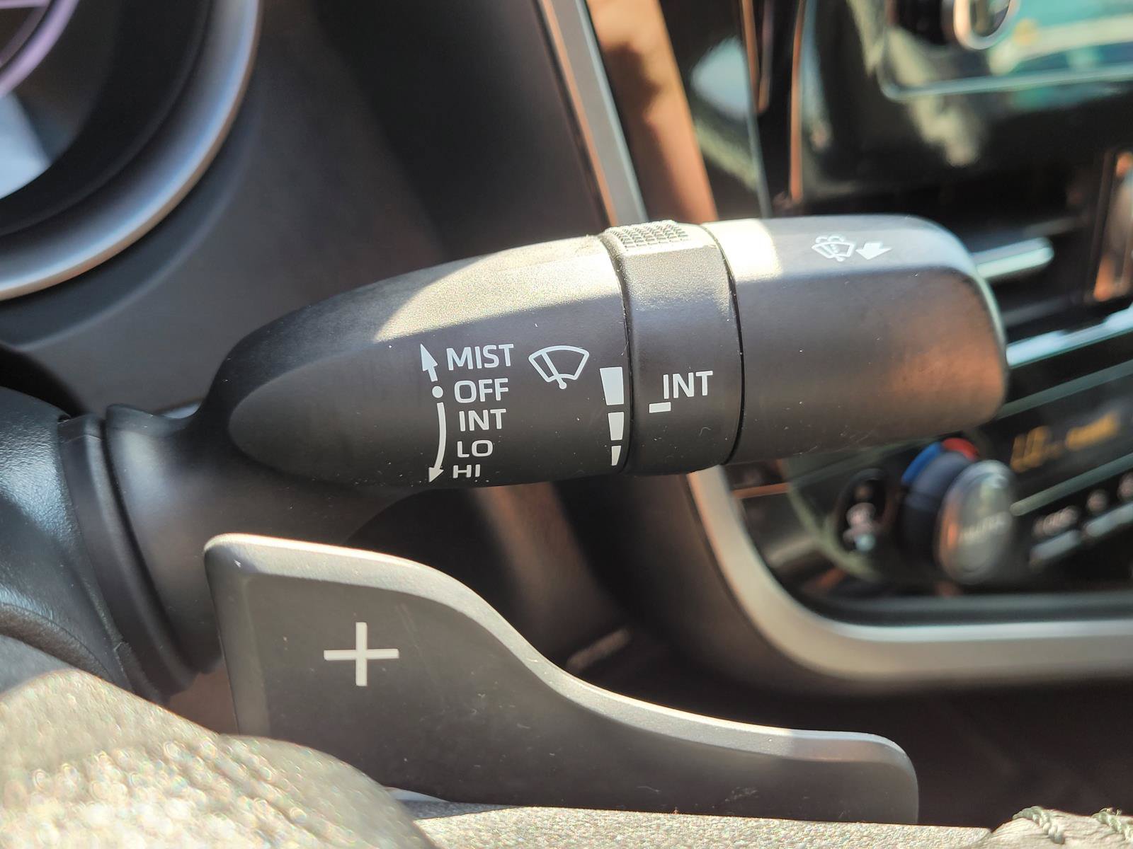 Used 2023 Toyota Camry SE FWD image 30