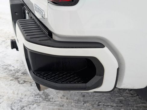 Used 2022 GMC Sierra 1500 Elevation image 33