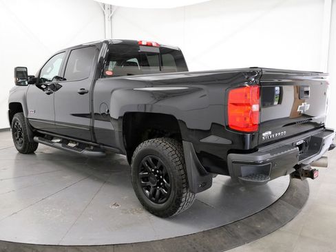Used 2019 Chevrolet Silverado 2500 LTZ w/ Duramax Plus Package AWD/4WD image 5