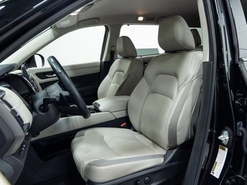 Used 2024 Nissan Pathfinder SL image 22